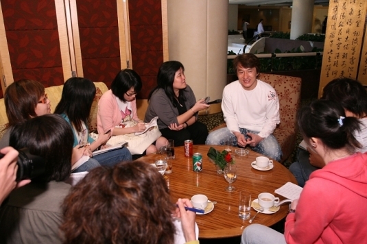 Интервью гонконгской прессе после проведения встречи
